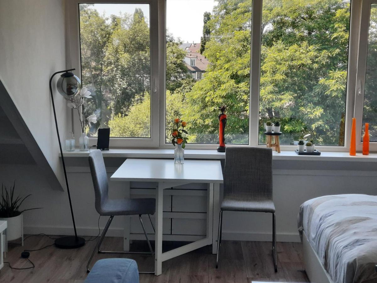 فندق Studio 76 Groningen Met Gratis Leenfietsen المظهر الخارجي الصورة