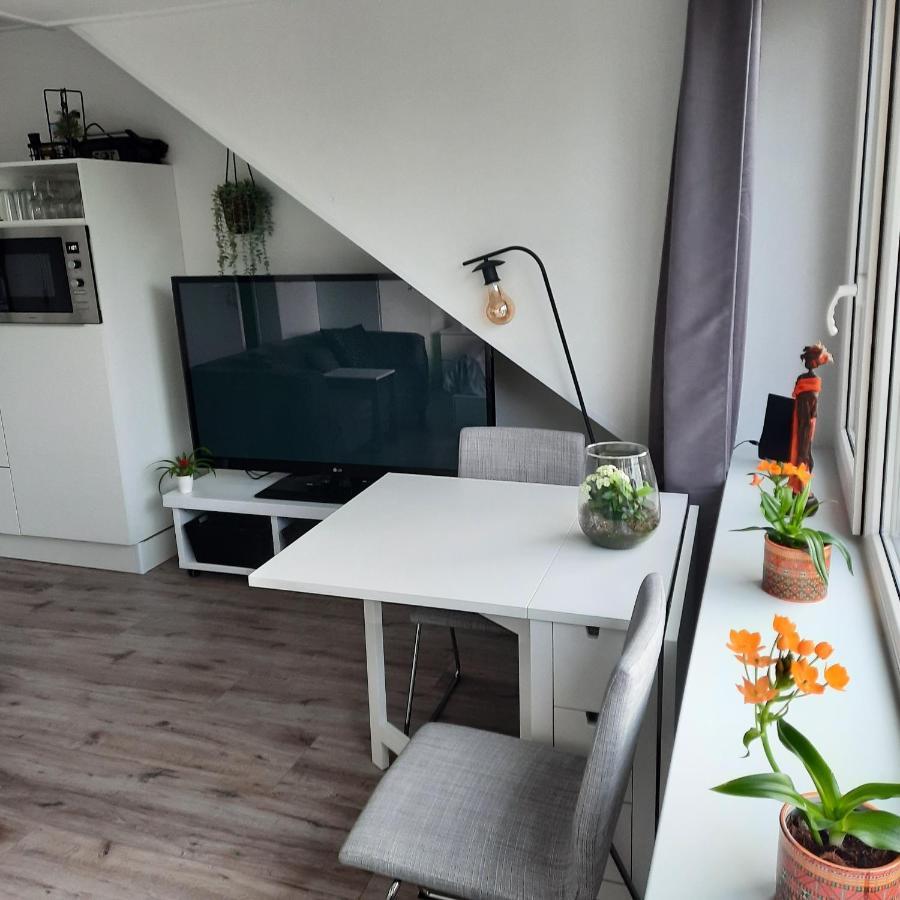 فندق Studio 76 Groningen Met Gratis Leenfietsen المظهر الخارجي الصورة